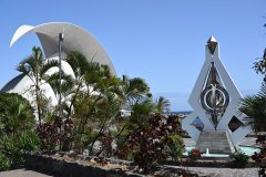 escultura móvil césar manrique, santa cruz de tenerife